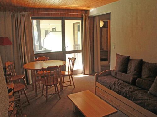 Apartment only 50 m from the ski slopes