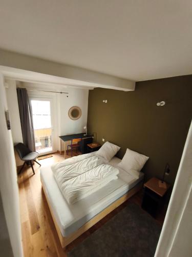 Cozy 50 m2 - Balcony & Air Conditioning! Heart of Old Nice