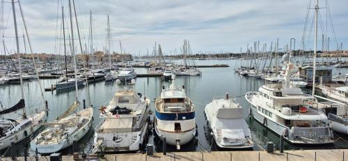 Agde Marine, T4 en duplex vue Centre Port avec parking