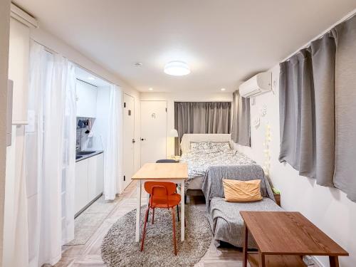 Compact yet Perfect, Modern Renovated Studio