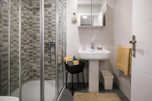 Costa Adeje Apartment, Sea View, 2 Bathrooms, Near Siam Park