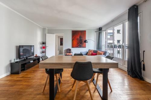 Spacious fully equipped 1-bedroom - Mobility lease