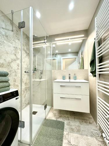 Brand-New Apartment close to city center