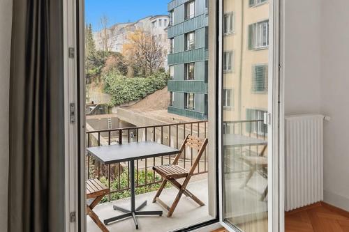 2BR near lake - Stardust 11