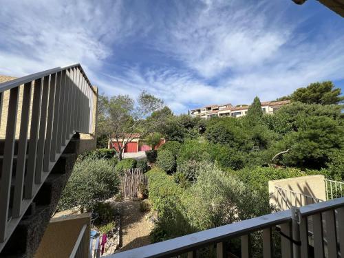 GIELAC Studio avec terrasse pour 2 personnes à Giens