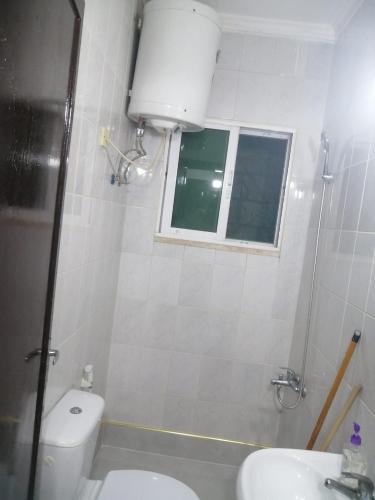 O baie la Apartment 5 area