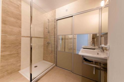 Charming 3room apartment - 6 people - Historic Center - Elevator photo 22