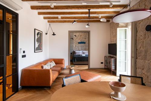 SANTA CROCE SUITE by DuHomes