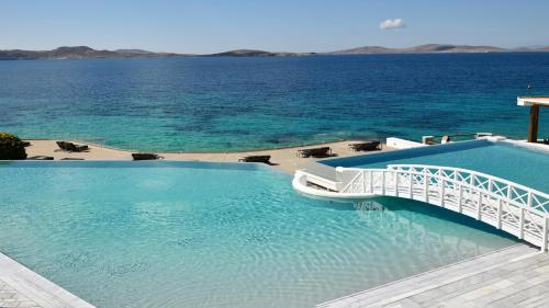Saint John Hotel Villas & Spa — Swimming pool