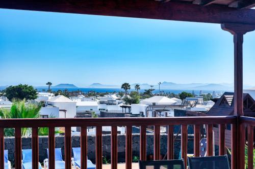 Villa Flavia - Pool, BBQ and Game Room By Lanzarote Vacation Homes