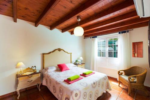 Villa Roca Negra by Villa Plus