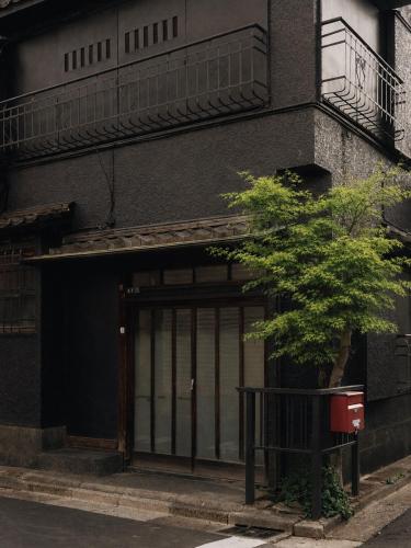 CraftFlat Asakusa House, Space to Live, Laugh, and Feel at Home