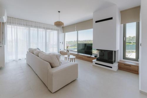 KOZER Luxury Villa Petra