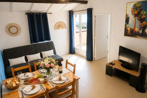Le Sun Piscine Tennis parking Vue mer wi-fi climatisation