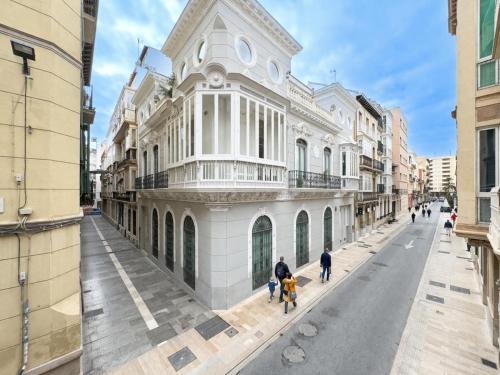 Modern Apt I AC I Calle Alamos I 1 min to Plaza Merced