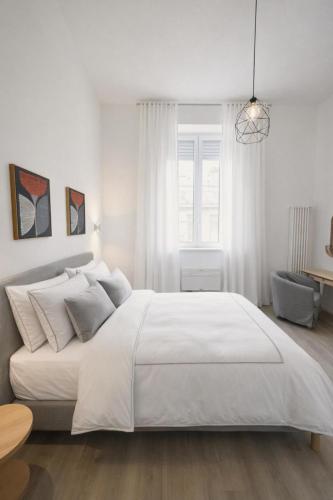 The Boutique Houses - Walk to Duomo, Navigli - Milan City Center