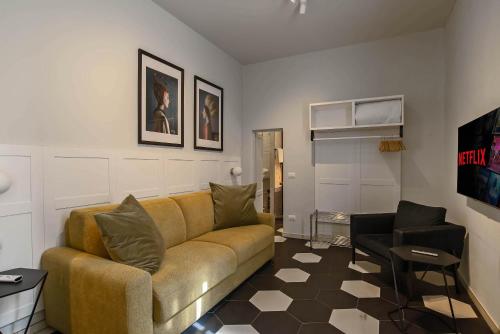 Honey Mdr Apartments Collection