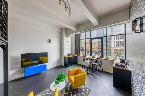 Astoria Loft Apartment with AC - Top Location