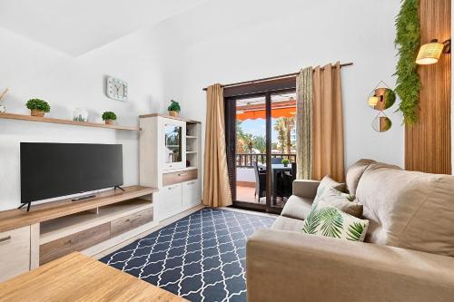 Beachfront Apartment in Parque Santiago, Playa de Las Americas