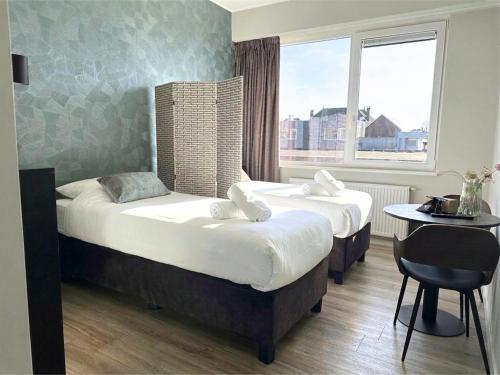Foto Trendy Room w Free Parking & Private Bathroom 2
