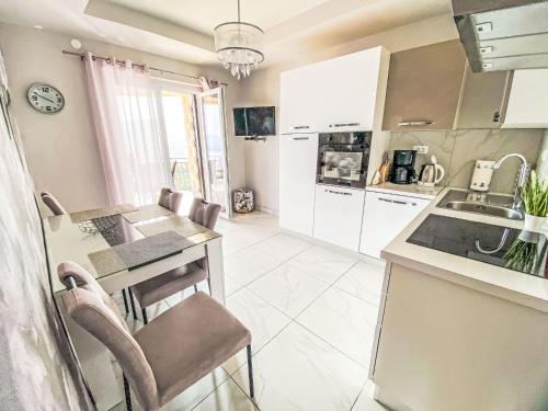 Apartment Panoramic sea view by Interhome