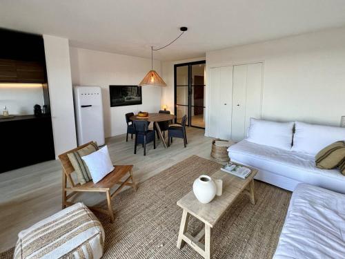 Appt Haut Standing, Balcon, Piscine, Internet, Parking - FR-1-726-27