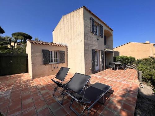 Mas 3 chambres avec piscine, clim, Wi-Fi et tennis - FR-1-726-29