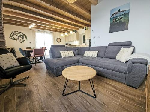 Holiday Home Nina by Interhome