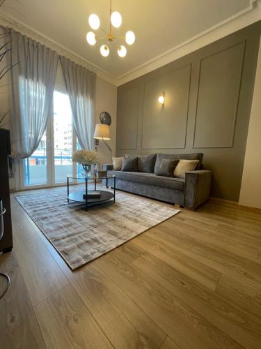 The White Tower Luxury Apartment by Thesskey Residences