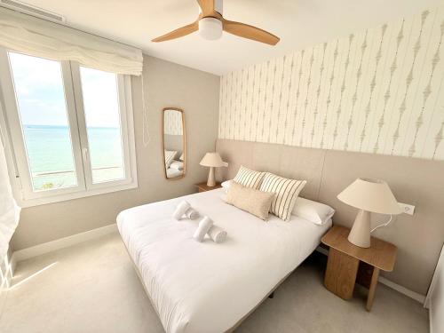 New apartment oceanfront luxury Sinesedesignhomes