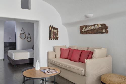 Зона вітальні в Aroma Suites