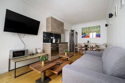 Apartment with AC - 2BDR-6PAX - Champs Élysées
