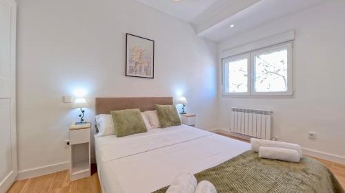 Modern Designer Apartment near Madrid Center