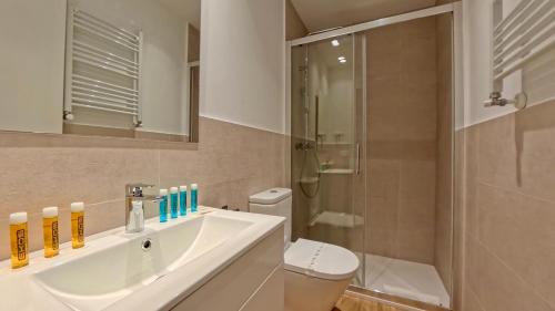 Modern Designer Apartment near Madrid Center