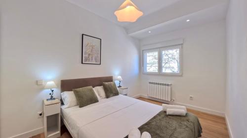 Modern Designer Apartment near Madrid Center