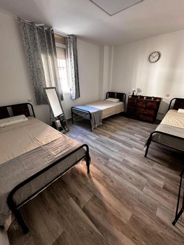 Apartamento céntrico con patio privado y terraza ideal para grupos