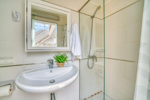 Ideal Property Mallorca - Casa Sa Marina