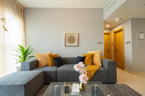 Modern 2BR - Radiant Elegant Luxe Escape