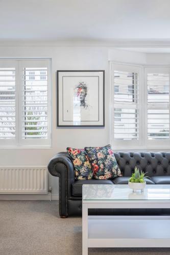 Central Brighton 4BR Home Walk to Station&Seafront photo 14