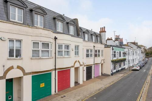 Central Brighton 4BR Home Walk to Station&Seafront photo 7