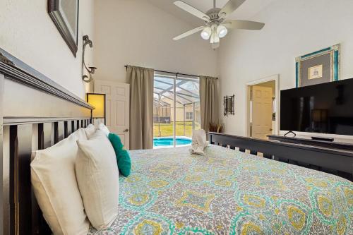 Home in gated community w/private heated pool, air hockey, tennis, clubhouse photo 13