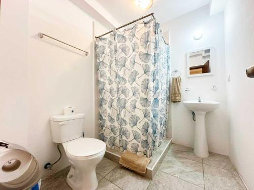 Bany a Park View Hostel & Suites