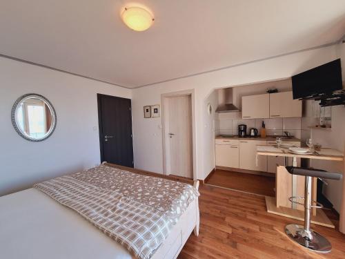 Apartments Kozul