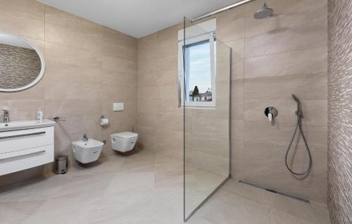 Gorgeous Home In Pula