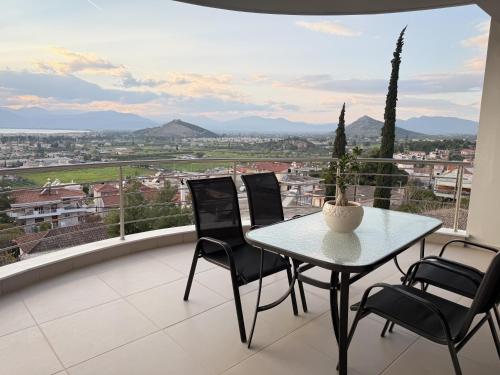 AG Rodon, Seaview Apartment