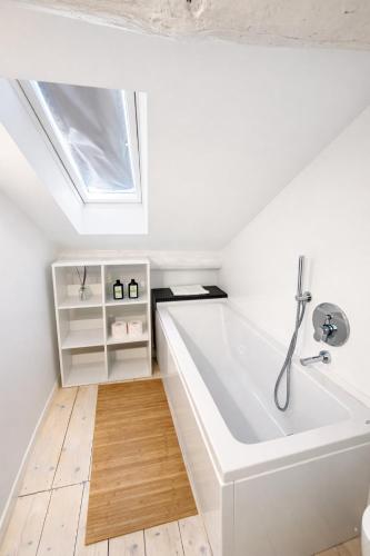 2 Levels Navigli family Loft - 110mq, 2BR, 2Bath, 6 guests photo 4