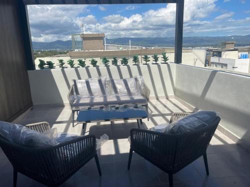 Penthouse de lujo terraza privada piscina gym Santiago