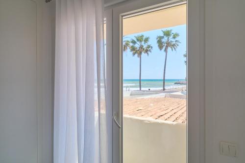 Ocean View Apartment photo 13
