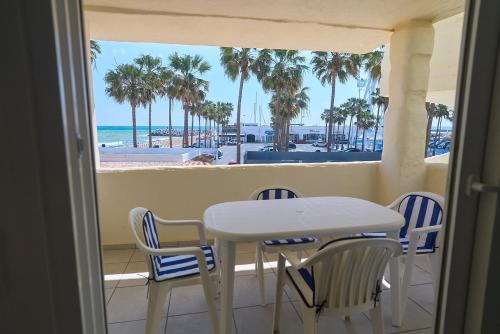 Ocean View Apartment photo 5