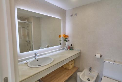 Ocean View Apartment photo 26